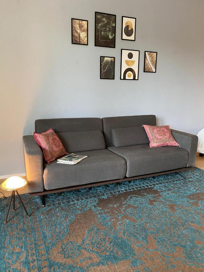 Beautiful Apartment With Balcony Berlin Kültér fotó