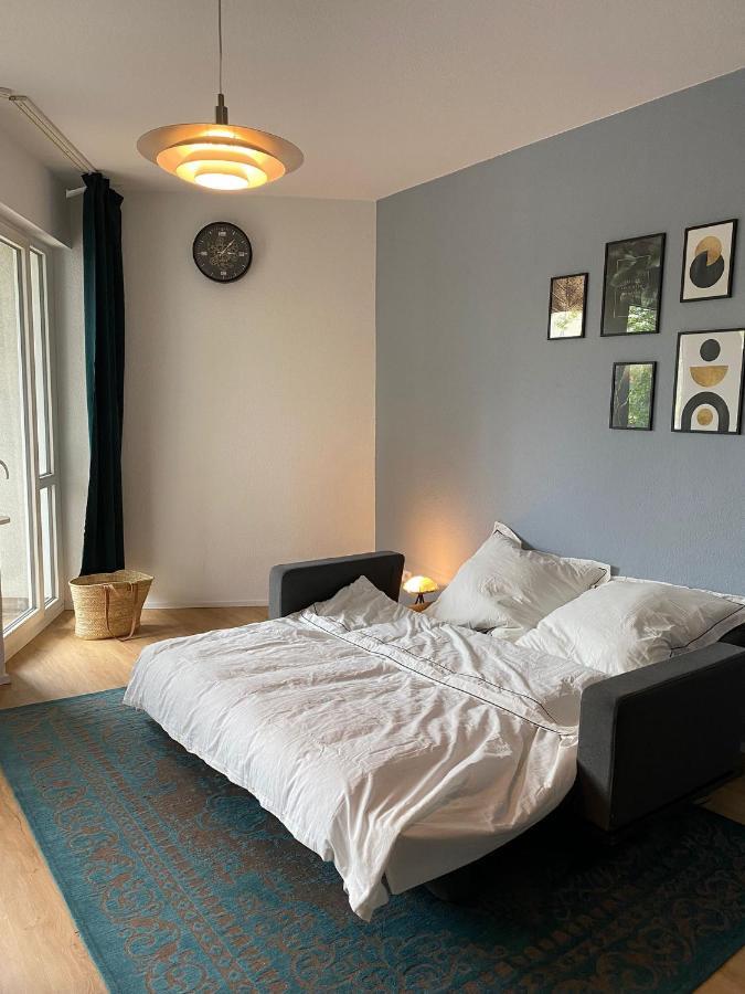 Beautiful Apartment With Balcony Berlin Kültér fotó